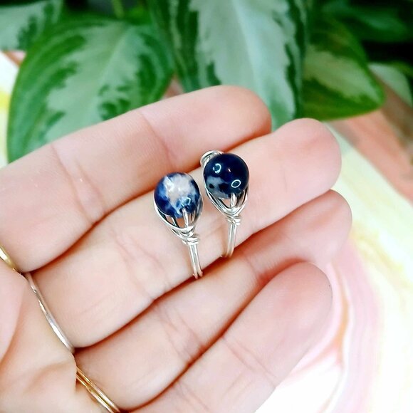 Sodalite Gemstone Beaded Wire Ring, Crystal Dainty Chic Cute Silver - Picture 3 of 3